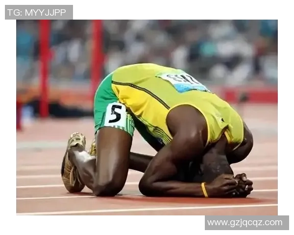 足球运动员眼中的篮球巨星：跨界对话与运动魅力的碰撞